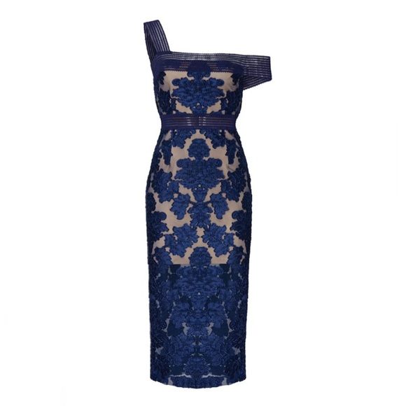 Alice McCall Asymetrical Shoulder Lace Pattern Midi Dress - Picture 2 of 11